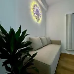 Eccelsobarese Boutique - 10 Mins From Center 4*