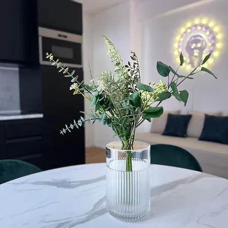 Eccelsobarese Boutique - 10 Mins From Center 4* Барі